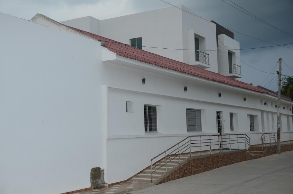 Hotel Saraje San Juan del Cesar Bagian luar foto