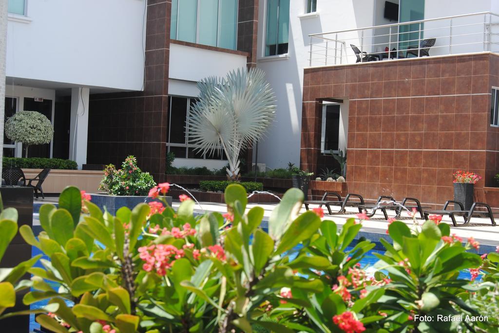 Hotel Saraje San Juan del Cesar Bagian luar foto