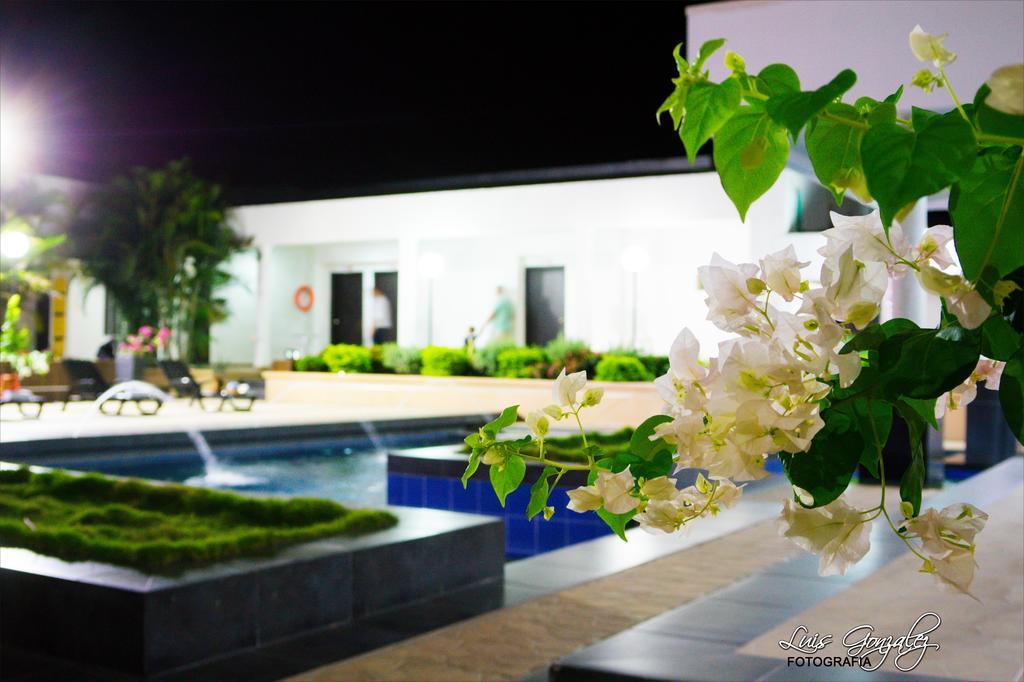 Hotel Saraje San Juan del Cesar Bagian luar foto