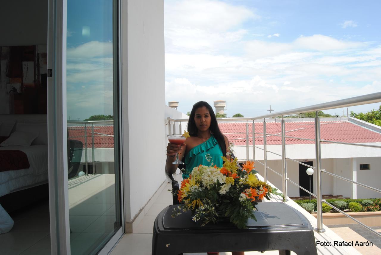 Hotel Saraje San Juan del Cesar Bagian luar foto