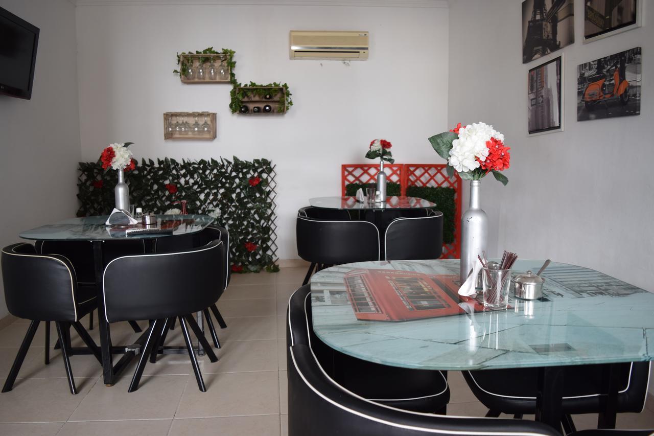 Hotel Saraje San Juan del Cesar Bagian luar foto
